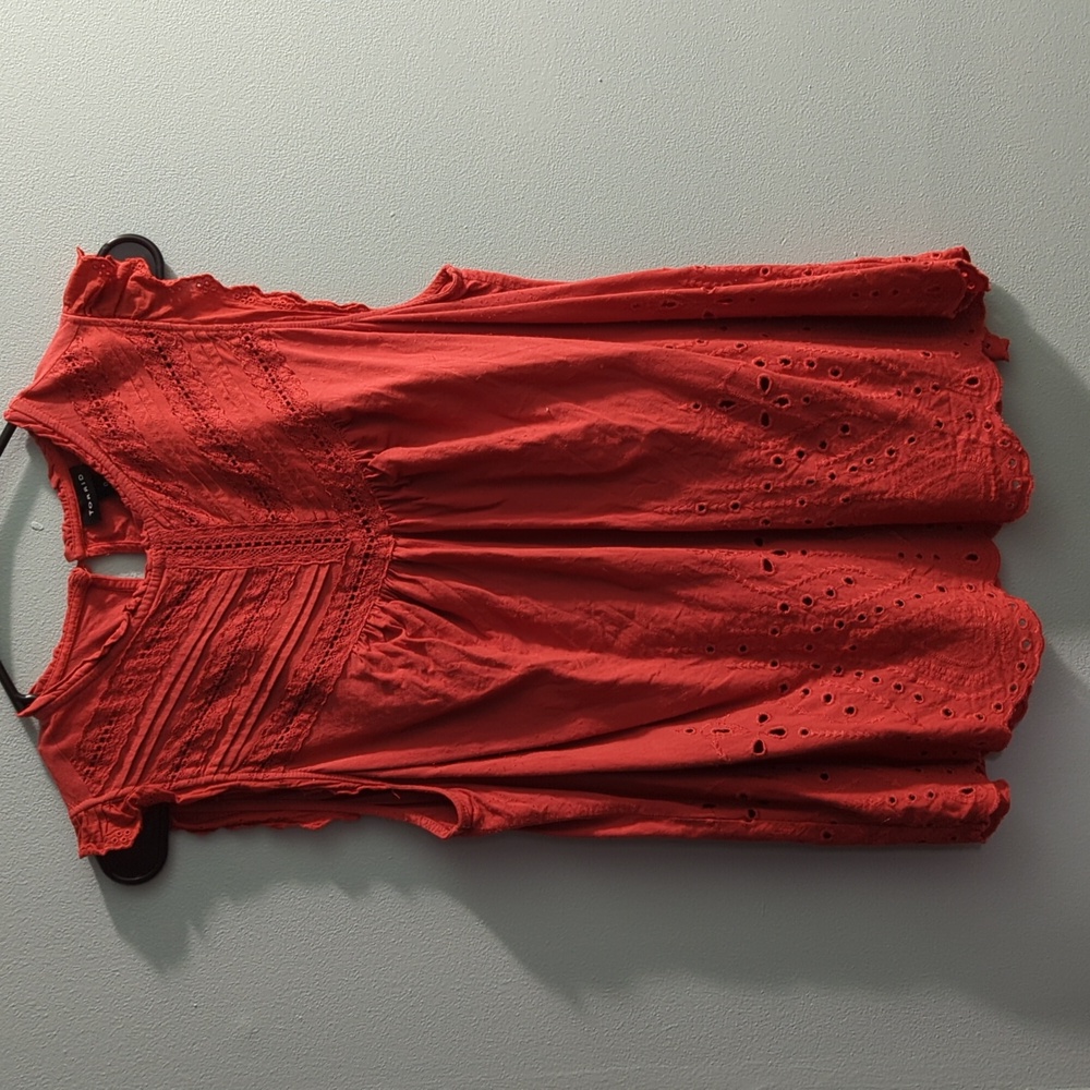 Eyelet Tank